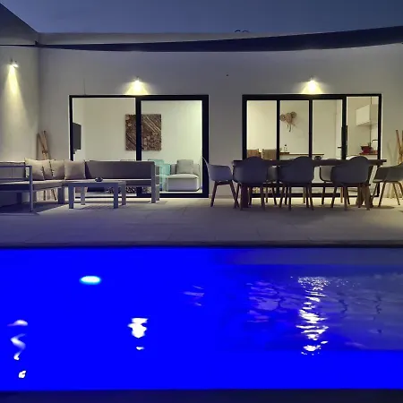 Valentina, Piscine Chauffee Et Serenite *