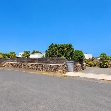 Villa Valentina, Piscine Chauffee Et Serenite Lajares