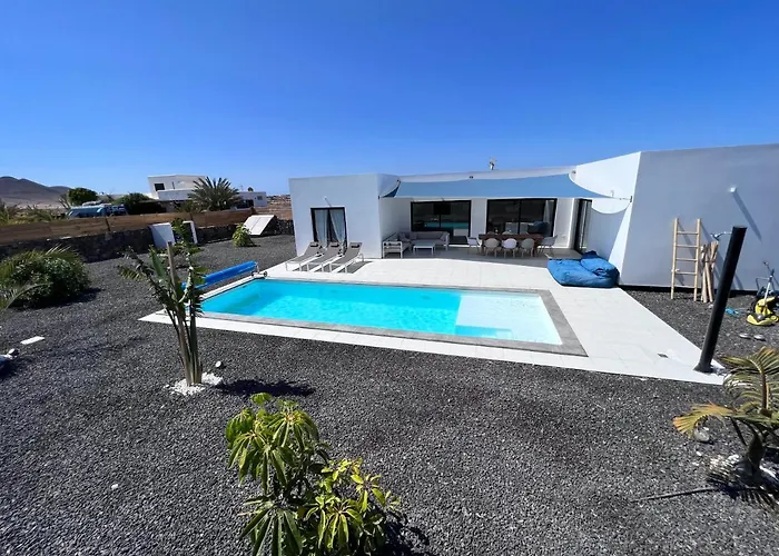 Valentina, Piscine Chauffee Et Serenite * Lajares