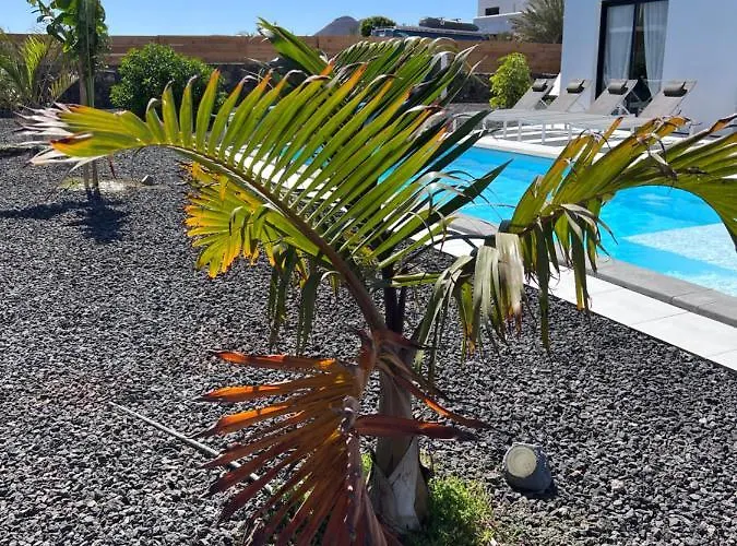Valentina, Piscine Chauffee Et Serenite *
