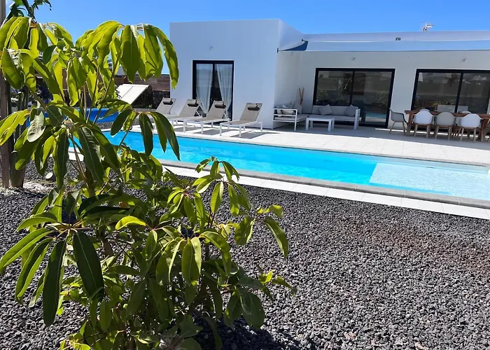 Valentina, Piscine Chauffee Et Serenite *