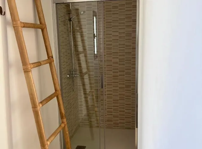 Valentina, Piscine Chauffee Et Serenite