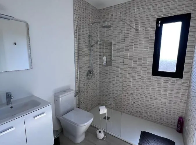 Valentina, Piscine Chauffee Et Serenite Lajares