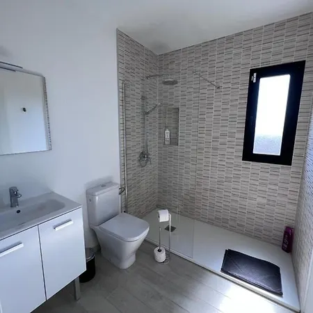 Valentina, Piscine Chauffee Et Serenite Lajares